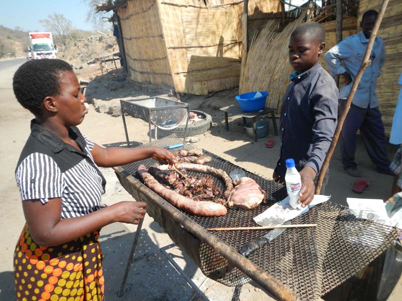 Luangwa Bridge Market