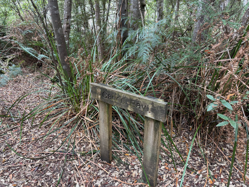 Canoe Bay